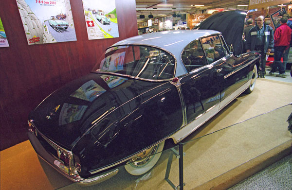 01-3c (03-11-20) 1959 Citroen DS19 Coupe LeParis.jpg